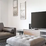 Lagos Modern 1 With Pool By Homing