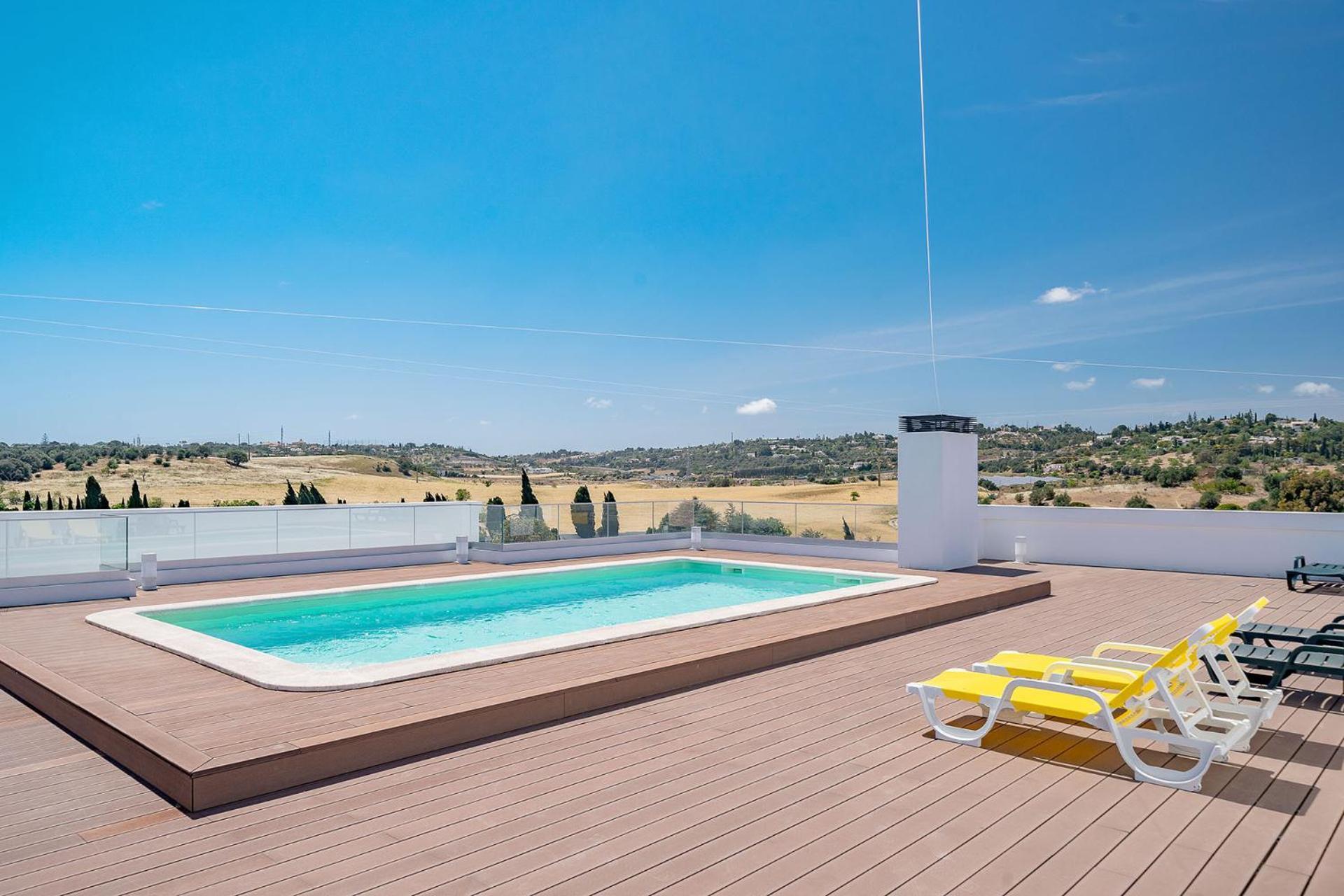 Modern 1 With Pool By Homing Lagos